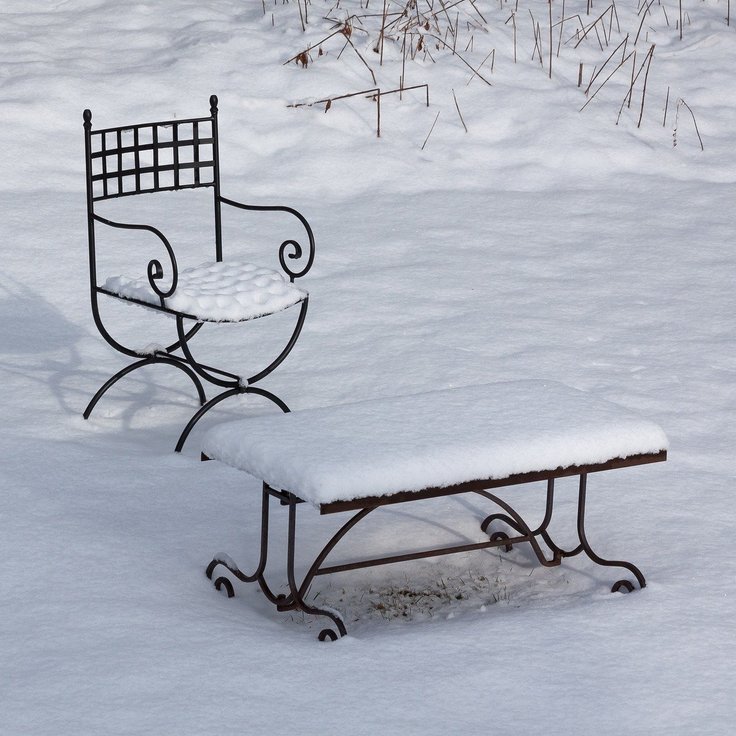 How to Protect Your Garden Furniture Set in Winter