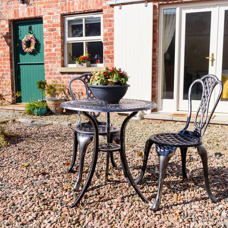 Garden Furniture: Your Ultimate Guide to Stylish and Practical Outdoor Seating (Garden Furniture)